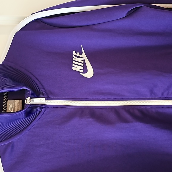 Nike Full Zip Athletic Jacket - Picture 2 of 10